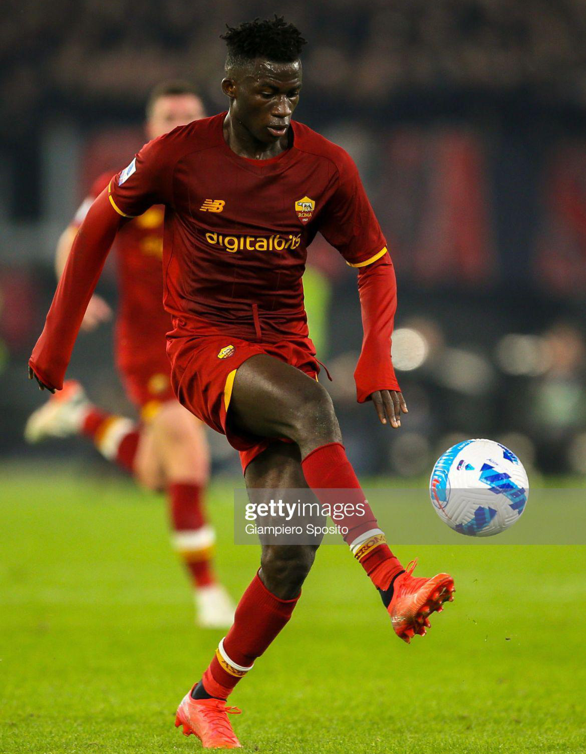 羅馬|穆里尼奧認(rèn)為歐冠十六郎的皇馬，都比這支羅馬強(qiáng)，中前場(chǎng)將換三人