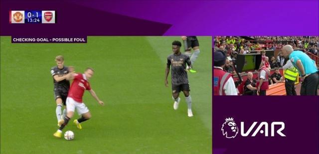 对判罚不满!塔帅开炮:什么叫犯规?两名宿力挺