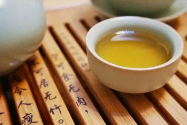 更年期|血管堵没堵?看看脚就知道,腿脚出现1种变化,或需疏通血管