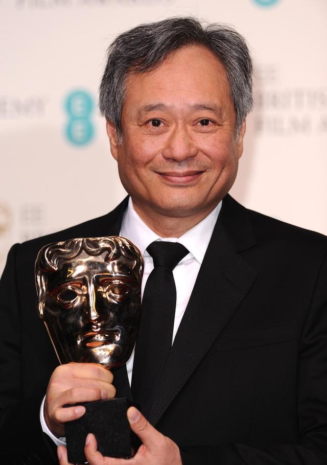 奥斯卡|首位奥斯卡挨揍明星克里斯洛克,黑历史一大堆挨揍不冤