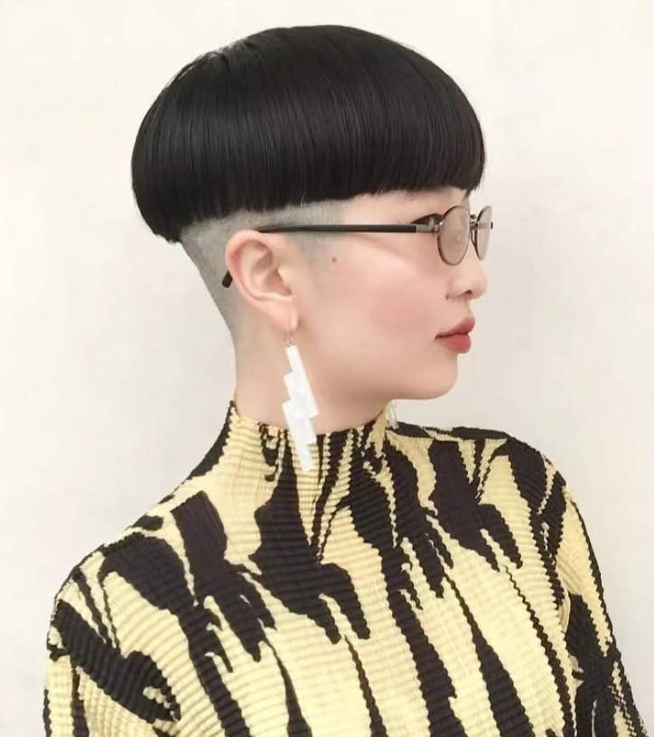 发型 剪一次就喜欢上的10款锅盖发型，轻松干练又显脸小，显气质又好看