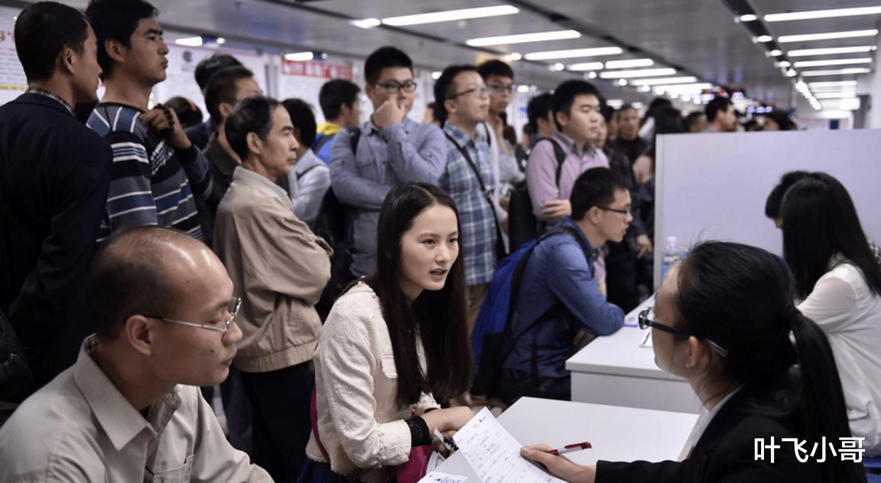 中储粮|“中储粮”进行公开招聘，国企单位有保障，六险一金包吃住