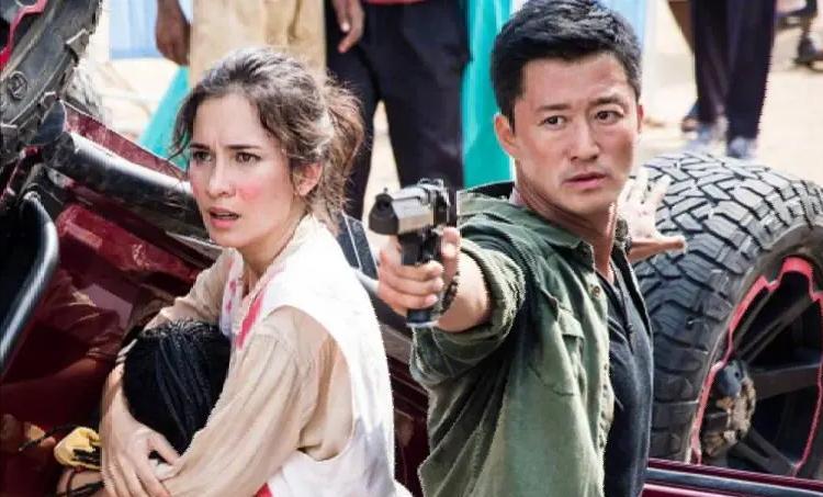 吴京|从“线内”到“线外”，在吴京的《战狼》来看，伦理站位的转换