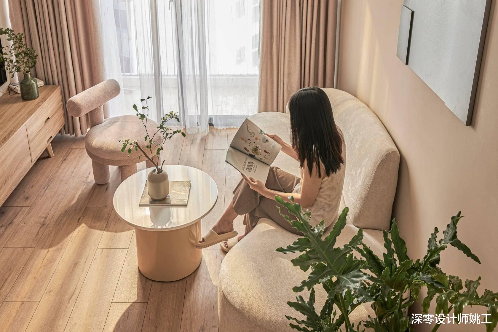 小姐姐独立买下套房,83㎡原木风,橡木+奶白色家具,低调有质感