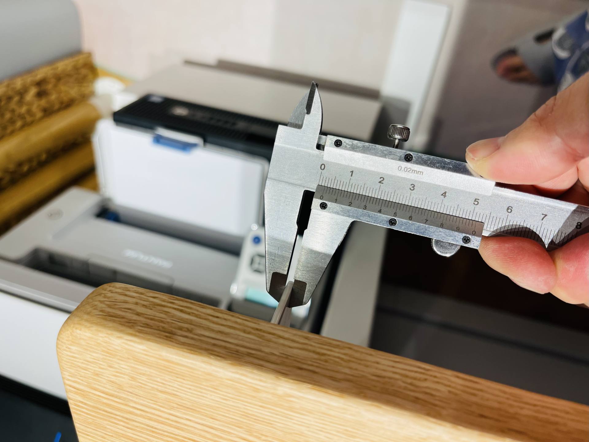 桌面改造计划一，升级实木升降桌，附桌下理线经验