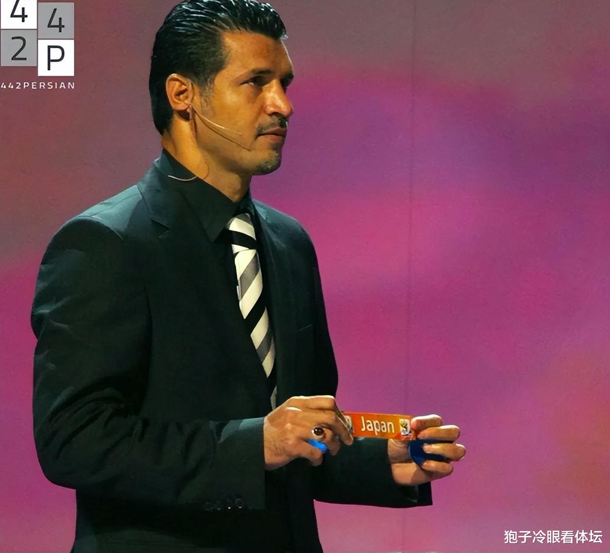 C罗|胖到认不出！FIFA认证历史最佳射手亮相抽签仪式 纪录被C罗打破