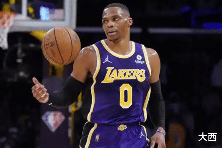 威斯布鲁克|4年辗转4队，4位主教练被迫下课，他成NBA拆队大师？