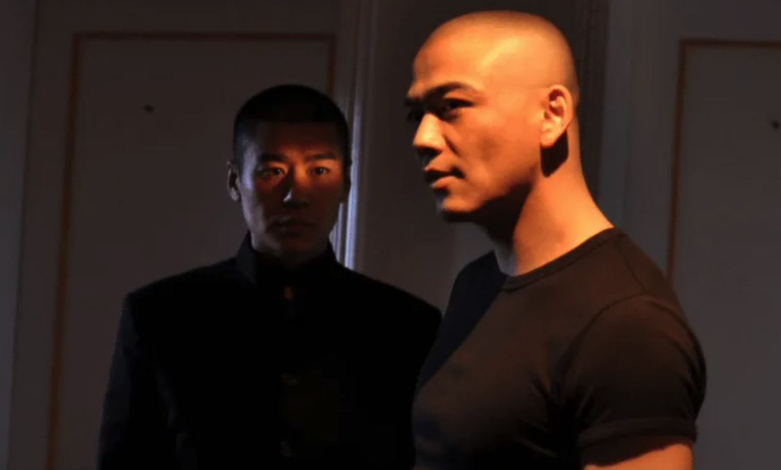 杨洋|同为“西装男神”,把杨洋肖战和靳东张晋放一起,差距就出来了