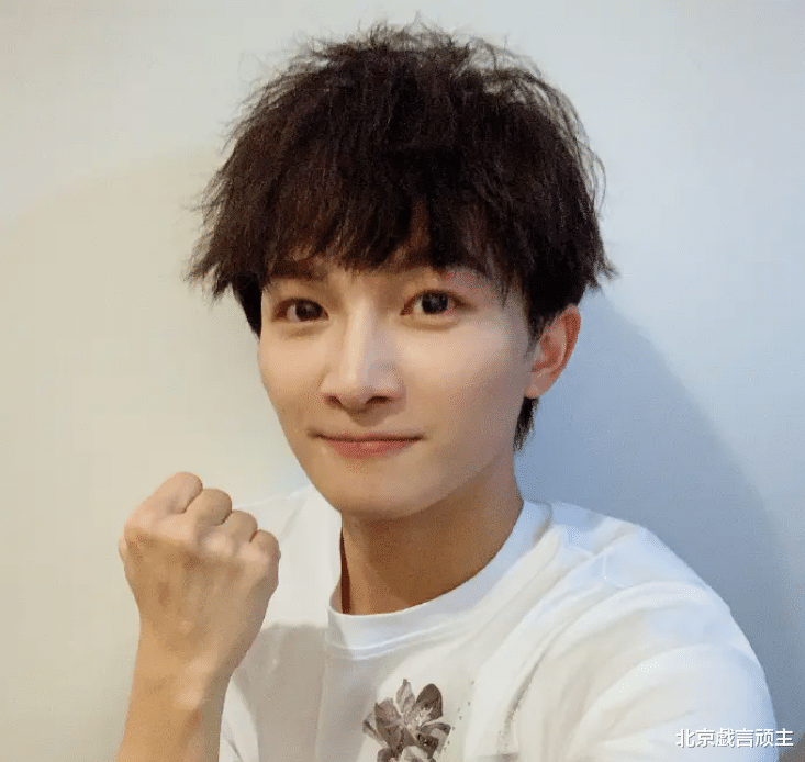 周深|《流行音乐人》强势官宣，偶像周深正式加盟，拉满观众的期待值！