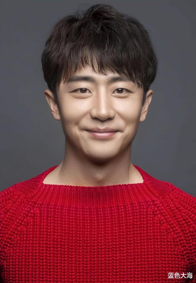 黄轩|平平无奇的黄轩为何资源暴涨，这一切都要从他和蒋雯丽的相遇说起