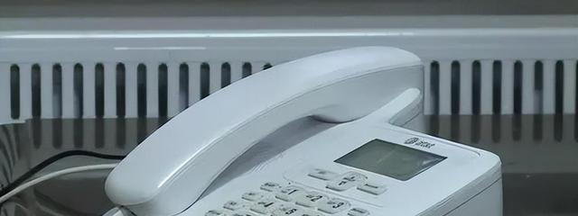 中国几乎人人都有手机，为何发达国家还用固定电话？看完你就懂了