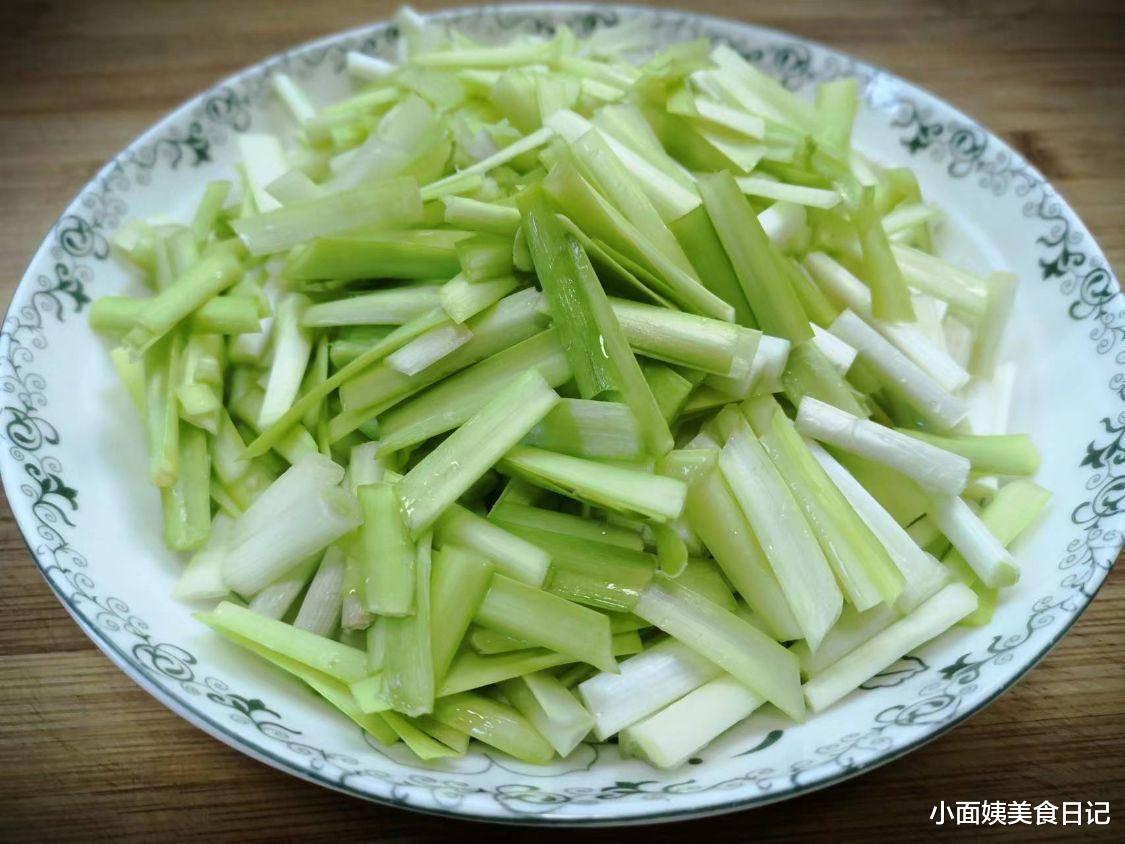 |秋天,吃大鱼大肉都不如吃这菜,杀菌消炎清理血管,老年人要多吃