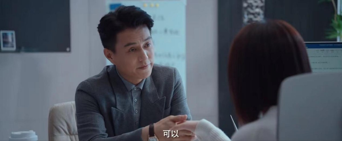 林深见鹿|首播6集好评不断,《林深见鹿》一亮相,“靳东定律”又被验证了