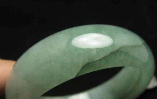 翡翠|翡翠常见的4种瑕疵