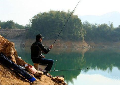 钓鱼|老钓位怎么选择?熟知这四个小窍门,渔获一般不会少