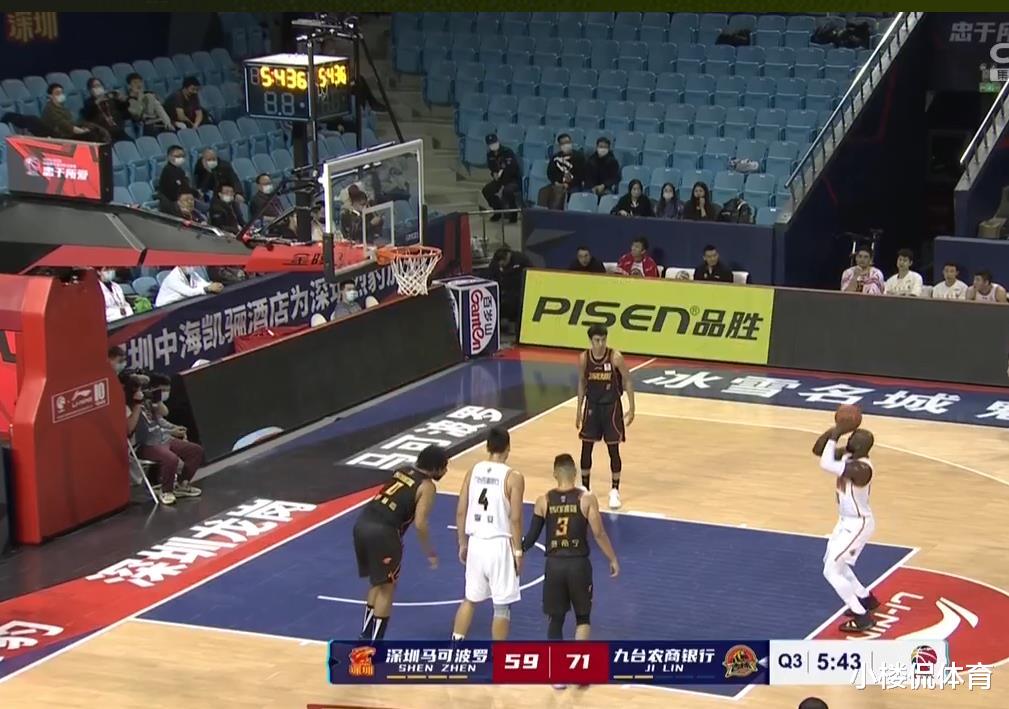 鐘誠|沈梓捷肘擊鐘誠，隨后的動(dòng)作，威姆斯等，都應(yīng)該好好學(xué)學(xué)