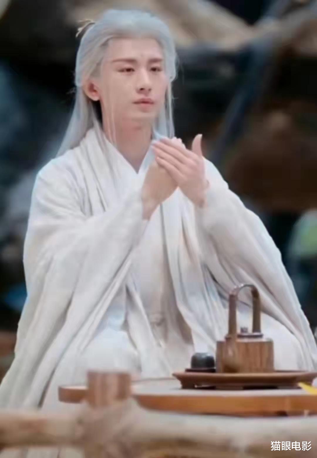 成毅|杨紫成毅对视太甜了！两人都笑的眉眼弯弯一脸幸福，网友：磕到了