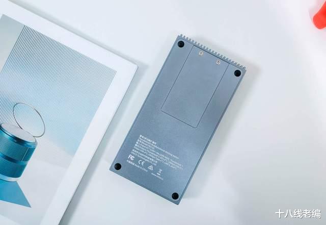 接口一变十,性能猛堆料,奥睿科TB3-S2雷电硬盘盒扩展坞评测
