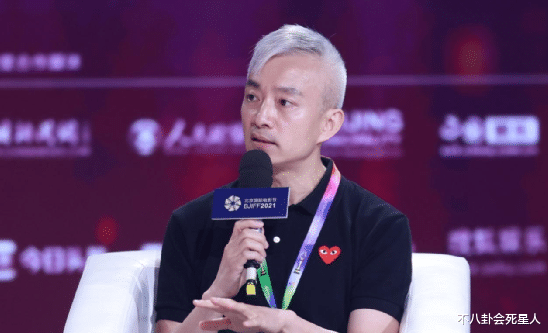 央视|央视主持界的7位帅哥，有人32岁英年早逝， 53岁的亚宁依旧英俊