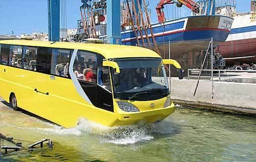 美丽|最会游泳的巴士，在荷兰不用换乘，一辆巴士就可以带你水陆游玩