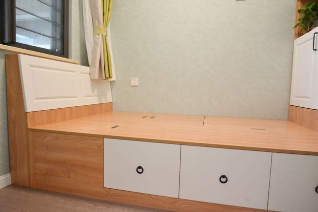 不顾反对在客厅装屏风,家人都一脸不解,完工才知道妙处多