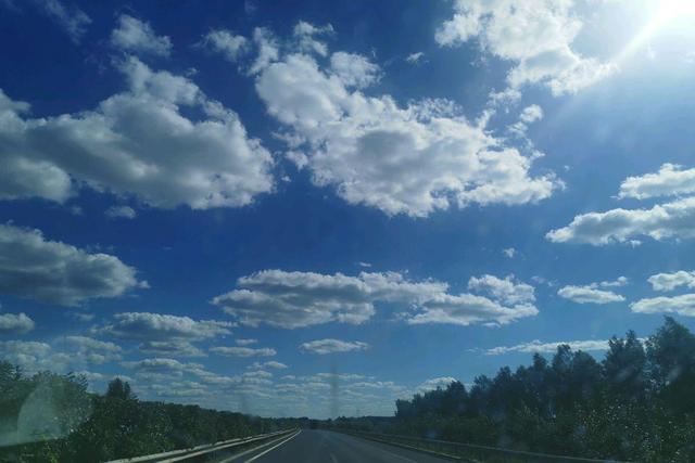 辽宁省|高速上，也能看云海：不用爬山了，辽宁这段高速有最美的天空云景