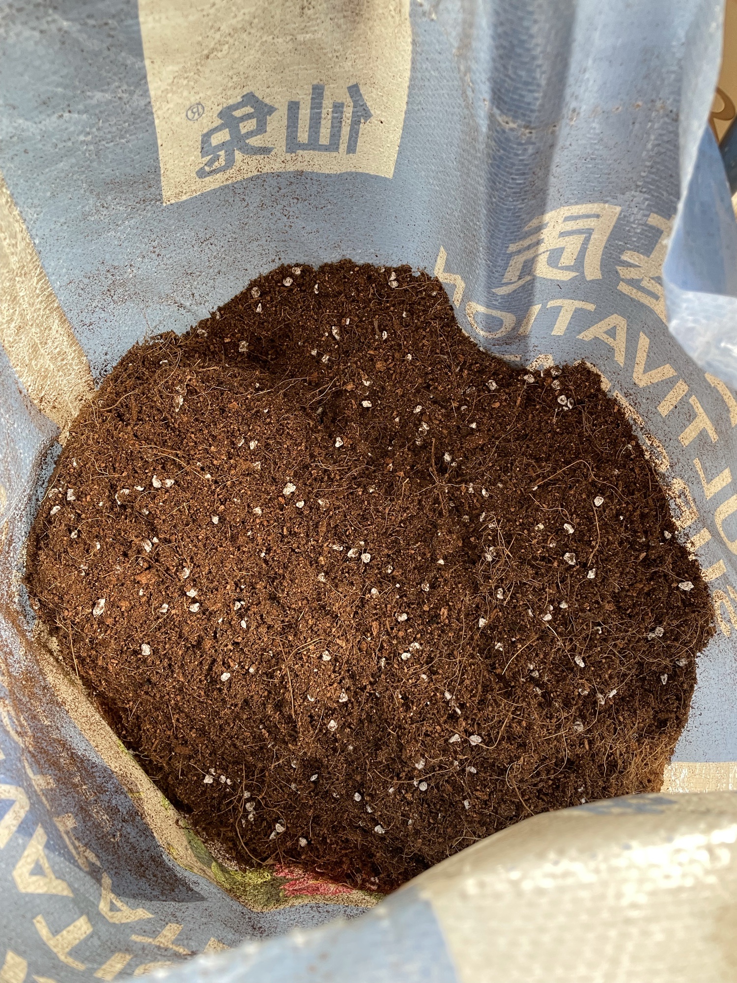 35㎡楼顶露台，亲手打造空中小花园，这才是顶楼的正确打开方式