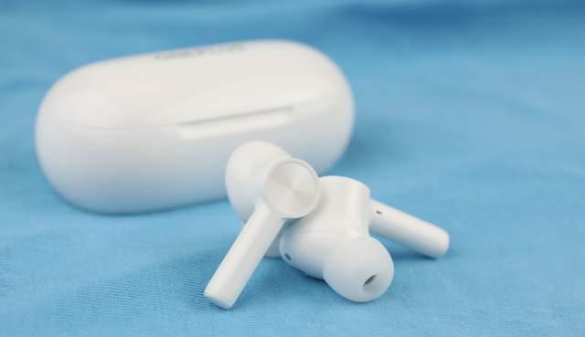 耳机|入门级主动降噪耳机,一加BudsZ2:40db一秒与噪音断连