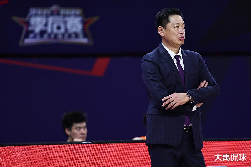 穆里尼奥|上海男篮主教练李春江饱受“四大坑王”之苦