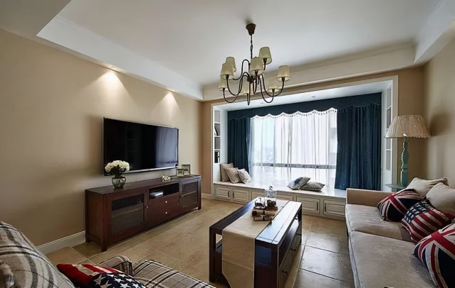 131㎡现代美式,客厅做榻榻米,浴室透明,邻居都夸很有质感!