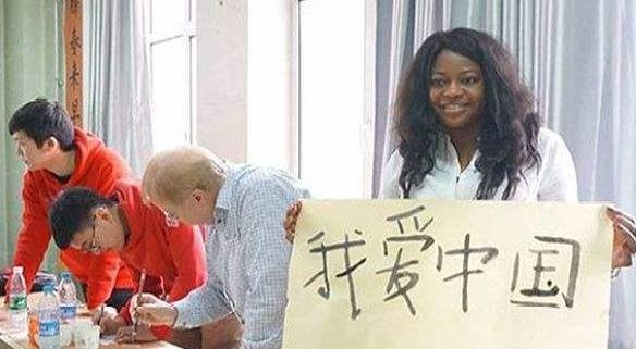 教育局|当世界开始流行中国话时，老外终于感受到了什么叫“难受”，可怕