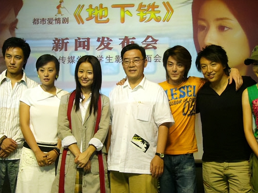 李立群|李立群再惹争议!公开吐槽郝蕾演技差,否认巩俐周迅等女星排前五