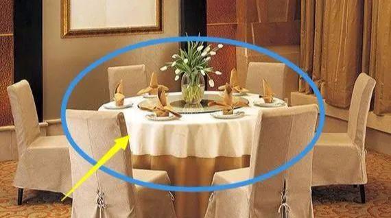 餐桌选圆桌还是方桌好?聪明人都会这样选,寓意家庭美满幸福