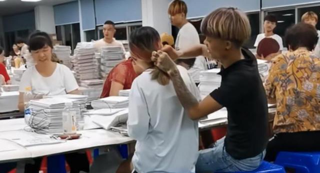 深圳工厂实录:漂亮女工人倒追男工人,实则是一场场露水姻缘