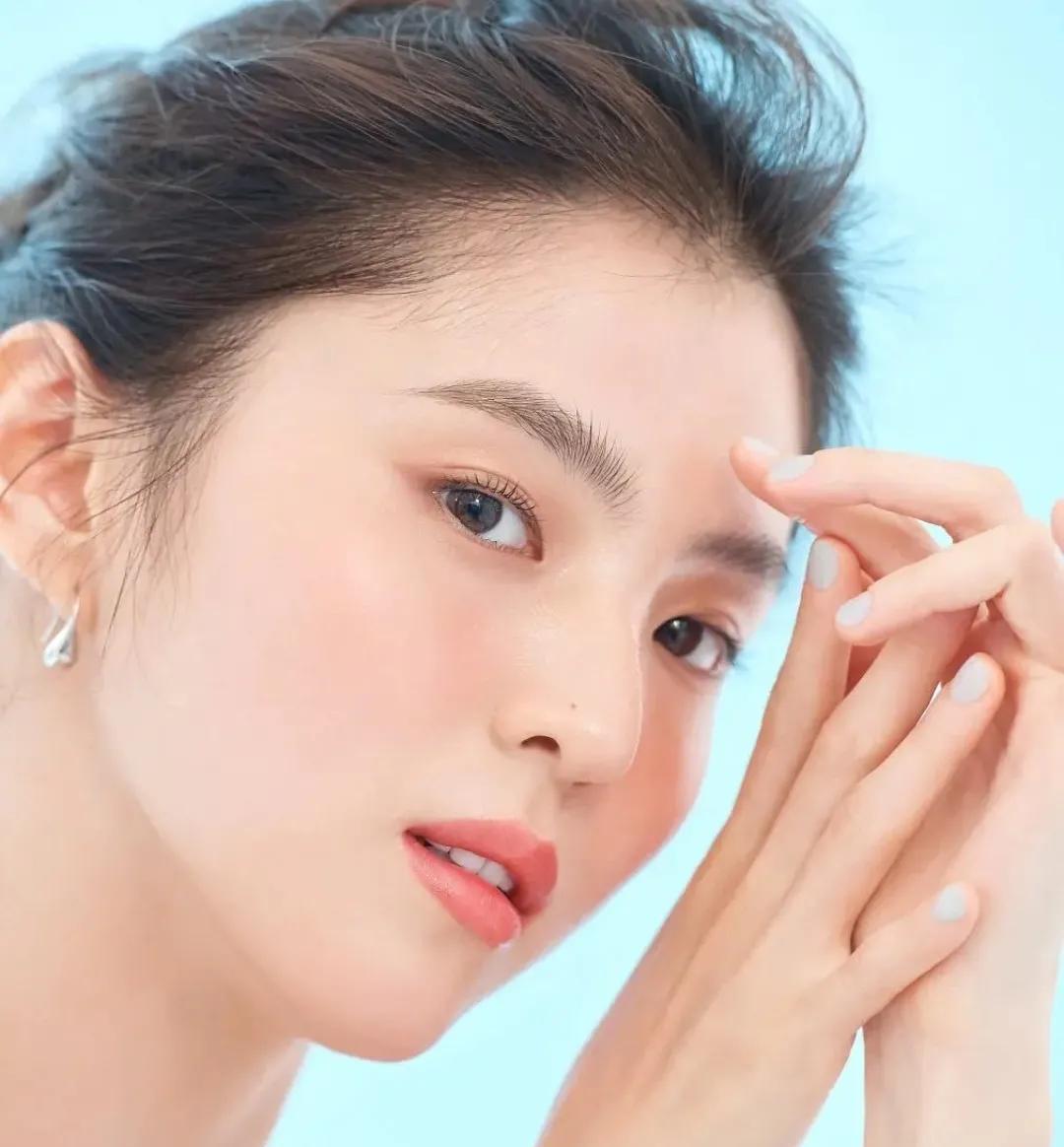 |韩国女演员韩韶禧