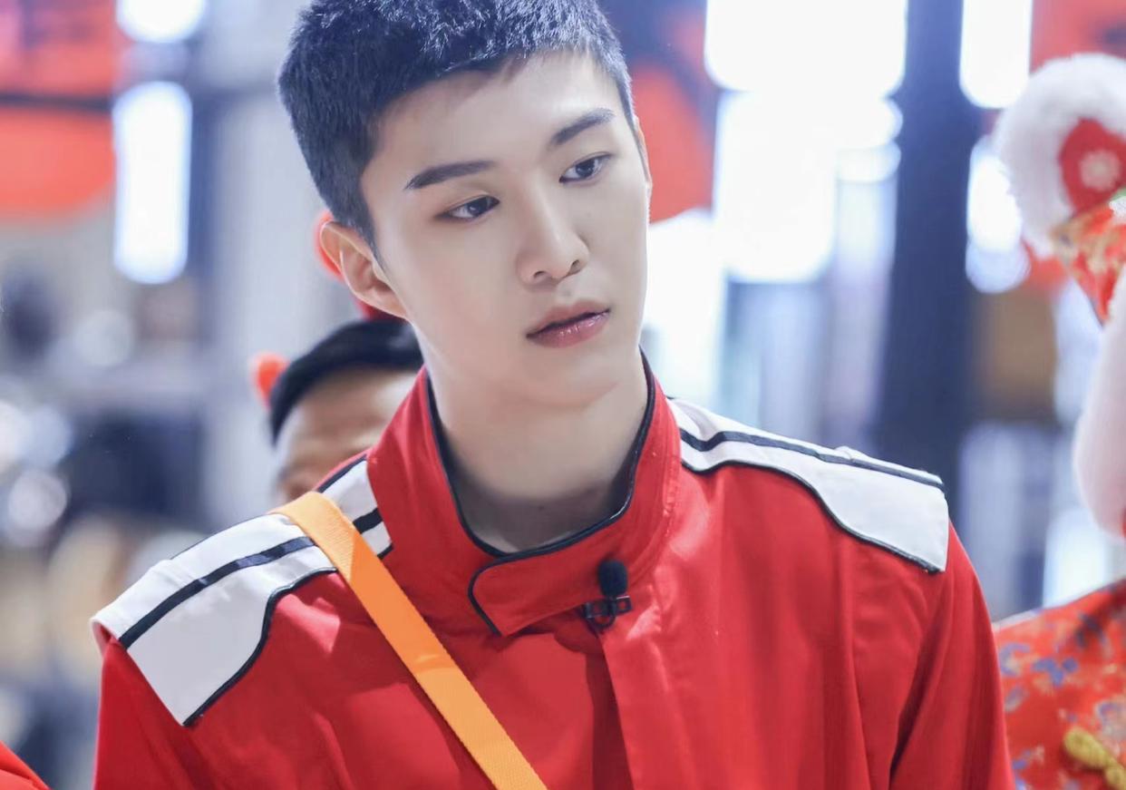 金世佳|《199爱》是青梅竹马久别重逢?剧方官宣金世佳,男主成最大短板