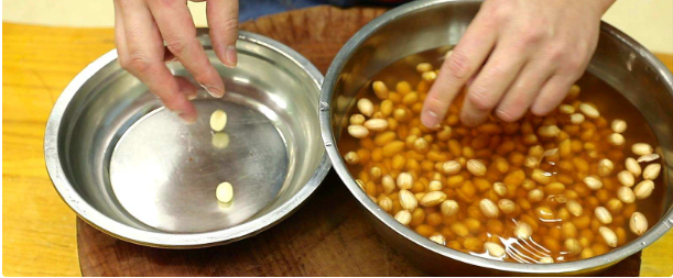 “多吃一点醋,不用到药铺”,建议夏天多吃,增进食欲,降肝火