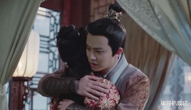 迪丽热巴|CP感真的很奇怪，有人举止亲密如陌生人，有人一个眼神满屏甜蜜