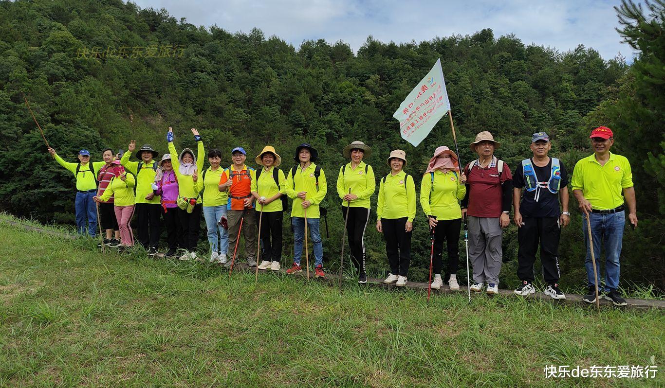 贵州|盛夏行水泥路徒步登山，我们为何不怕热？梅县墩子岃潮塘之行实拍