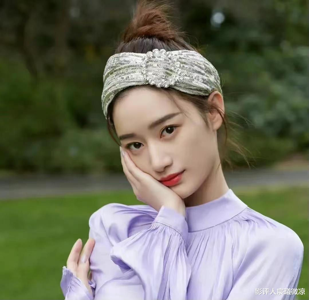 郭晓婷|《无限超越班》三个年轻演员：沈月、郭晓婷、赵樱子都拿对了剧本