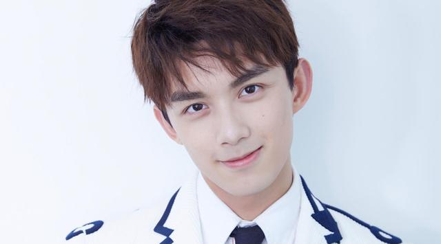 吴磊|吴磊向涵之被爆恋情，女方好友发文澄清：啥实锤都没有，离谱不？