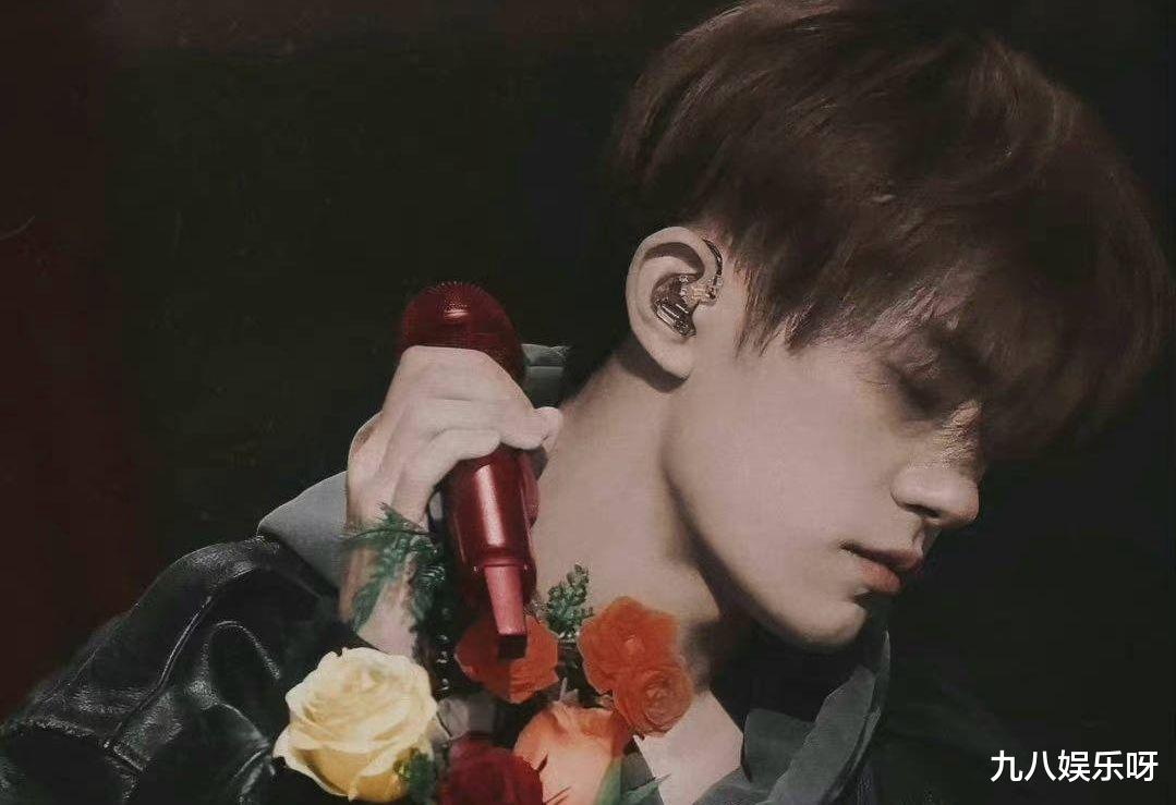 小姐姐|易烊千玺掉粉30万，已经跌破九千万，胡先煦大粉放信号