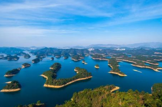 |千岛湖捕到“鳜鱼王”，人们却为何不敢食用？钓友：怕它变异了