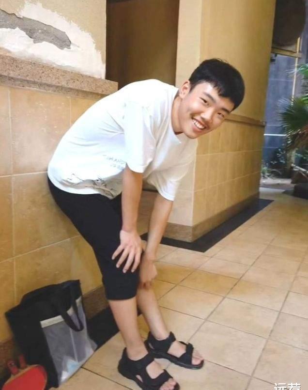 江西失踪男生案有新线索!家属称学校内部监控有人动过手脚!