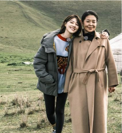 王冠|王冠：与李咏搭档三年，事业巅峰期深陷桃色绯闻，被“踢出”央视