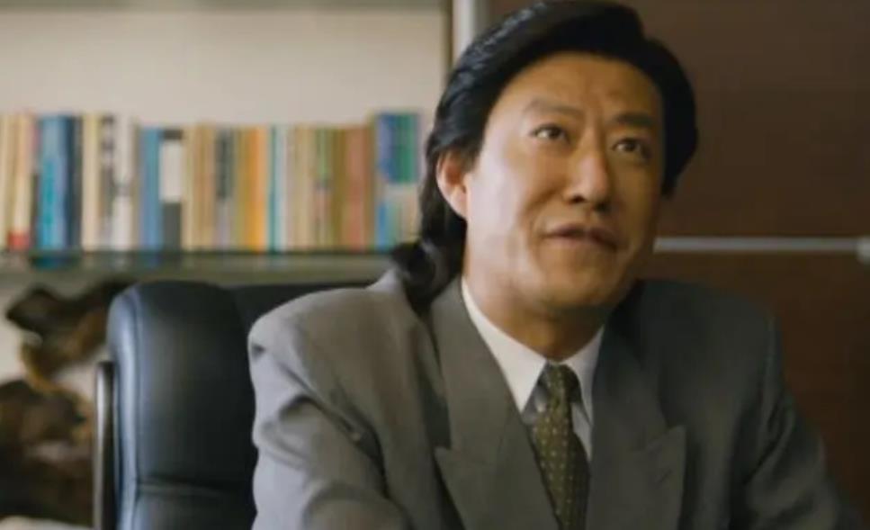 春晚|困在春晚小品笑与不笑的尴尬中，人们开始怀念陈佩斯