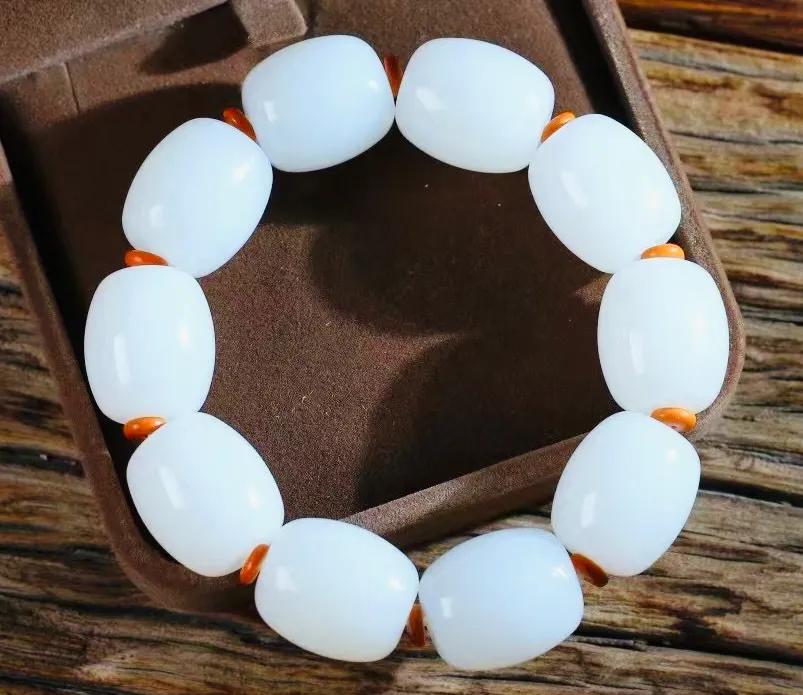 |和田玉手串常见珠型盘点！哪个是您的心头好？