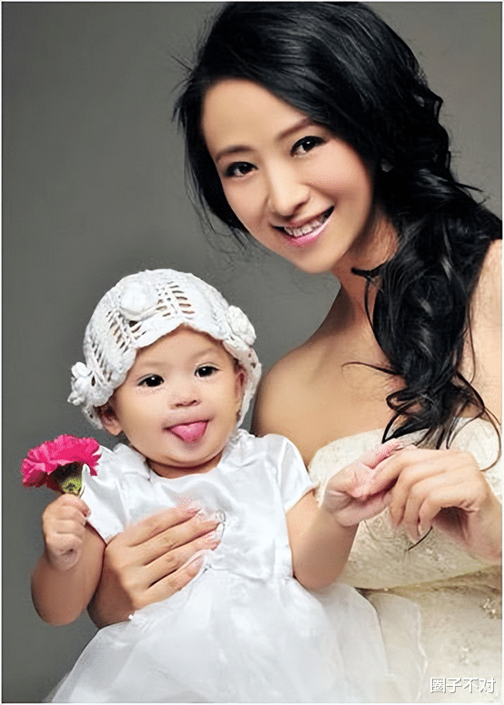 翁虹|翁虹:和母亲断绝关系,一婚被夫家嫌弃,二婚嫁小三岁老公获幸福