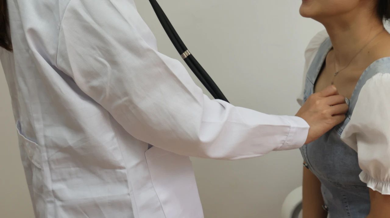 医生|若想心脏不衰老,建议每天多吃这4种营养素,心脏或许会更加健康