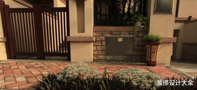 来上海打拼六年买下小洋房,朋友个个都把厨房和后花园夸上天了!